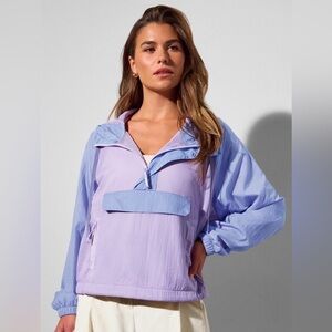 NWT Fabletics Ripstop Pullover Hooded Windbreaker - Purple, M